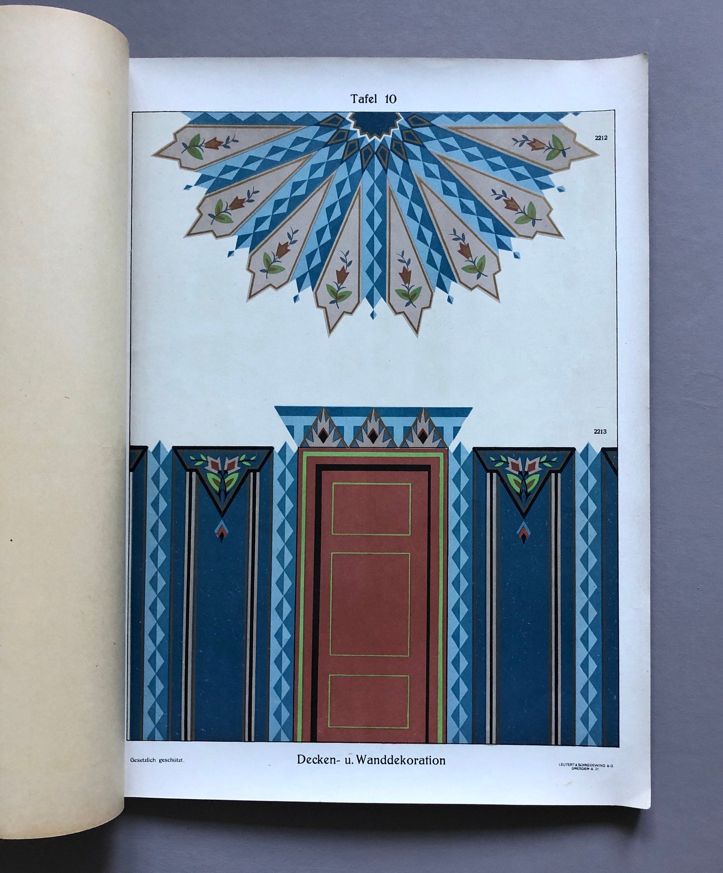 Moderne Wand Und Decken Dekoration. Modern Wall and Ceiling Decoration. German. 66 plates from the 1920’s. 38x 29 cms.