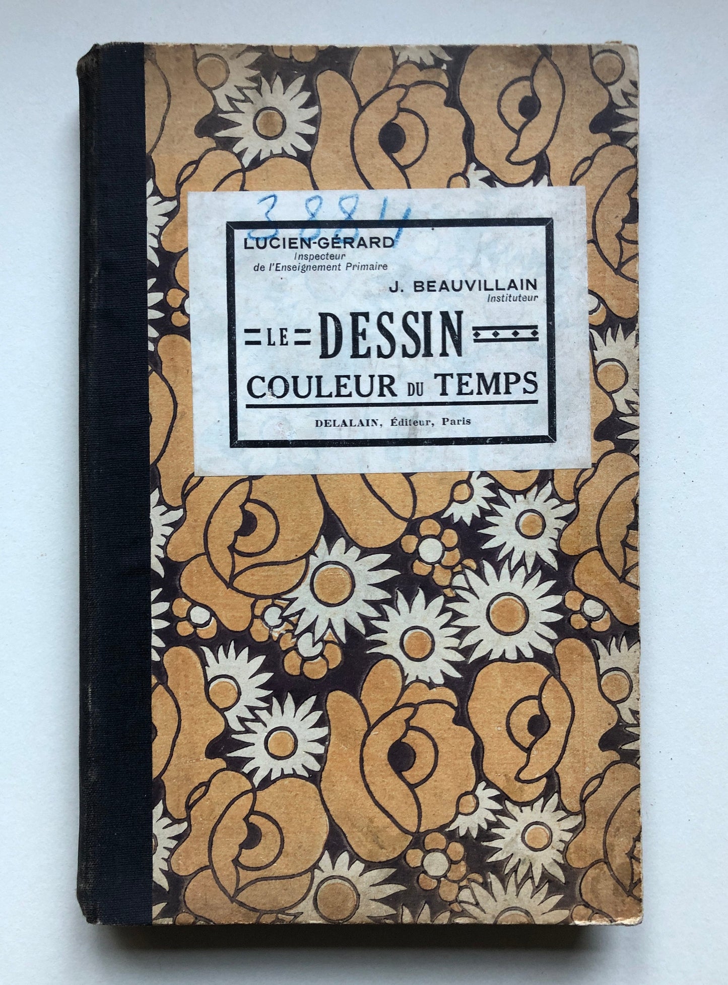 Le Dessin Couleur Du Temps by J. Beauvillain. A Guide to Drawing and Sourcebook for Artists. 99 pages Of Images. Published in 1936.