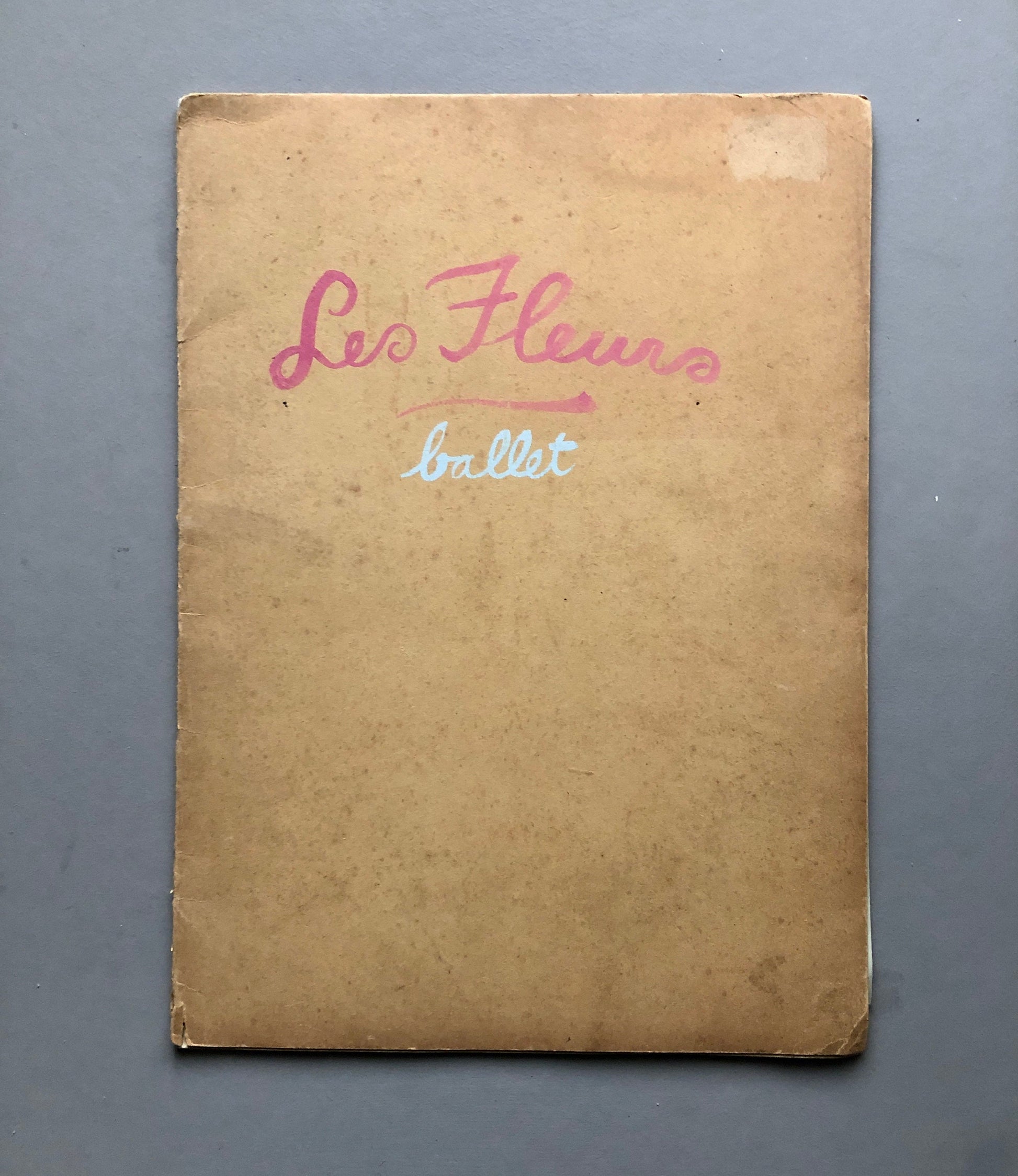 Les Fleurs Ballet. By Roger Avermaete and May Néama. Published by Editions Colobri in 1947. Inscribed by the Artist. Size: 32 x 24.7 cms. .