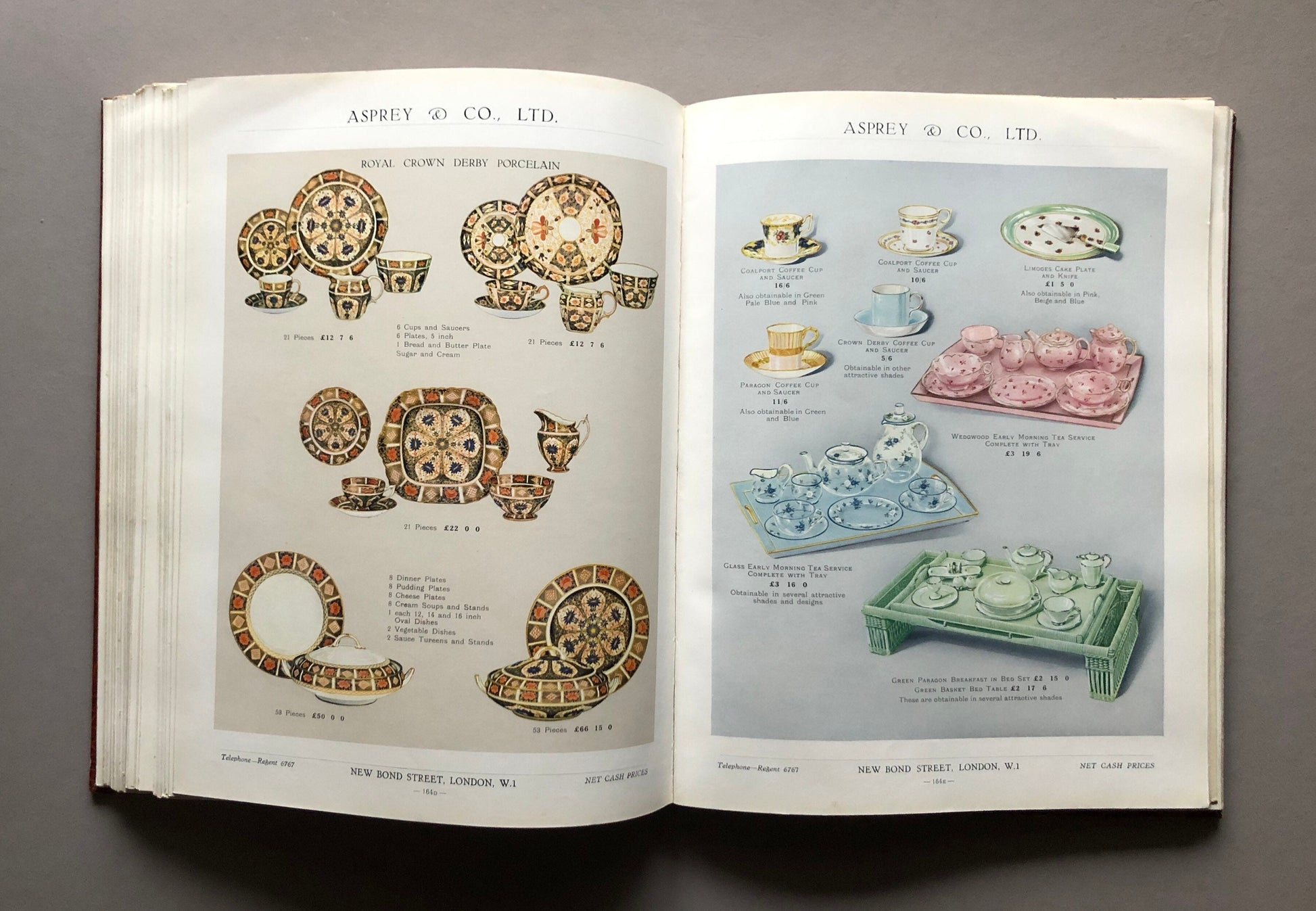 An Asprey Catalogue Dating From 1939. 241 pages. 42 full-page Colour. Size: 29 x 23 cms.