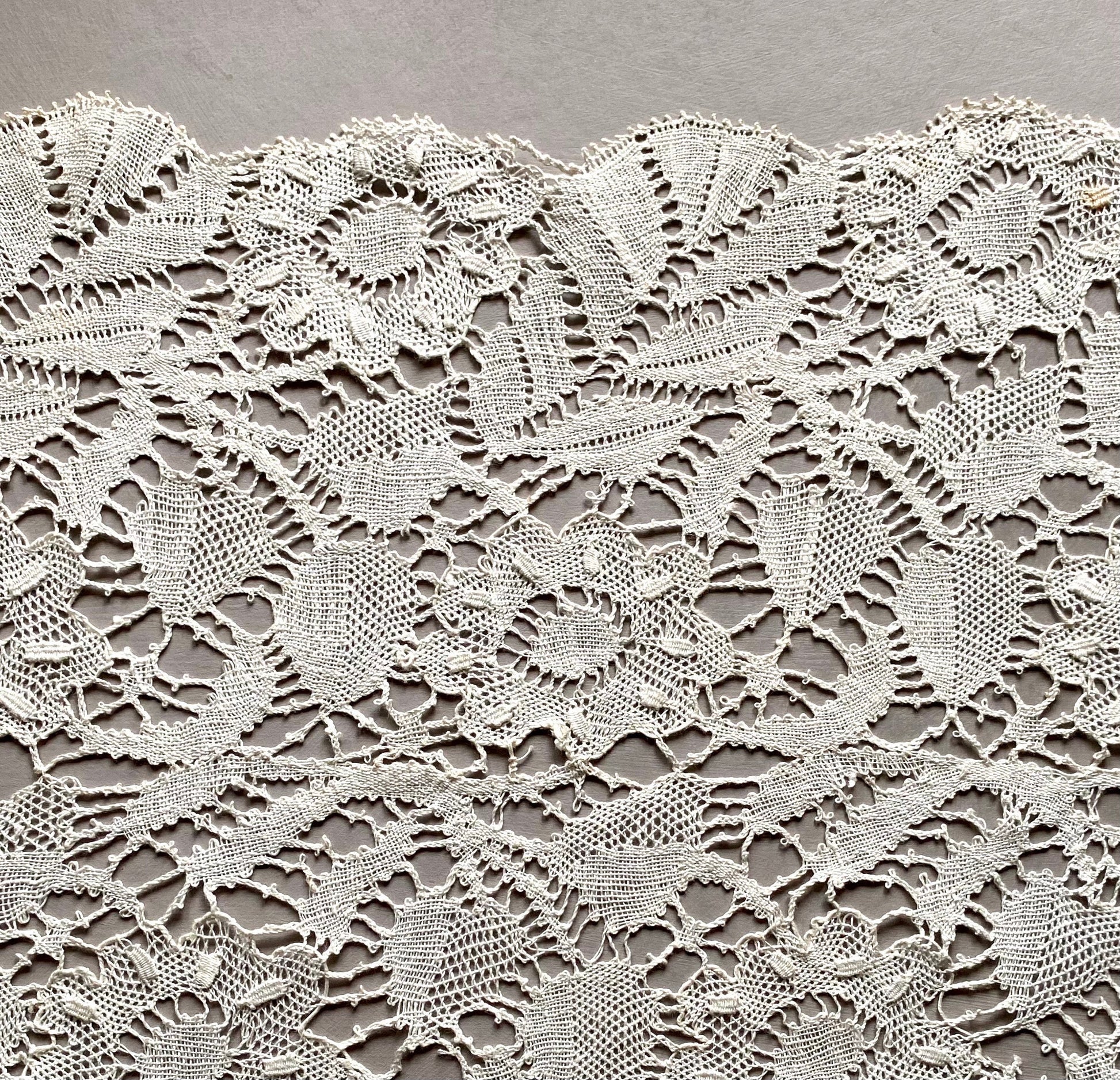 A 10.5 Meter Length of Antique Lace. French Origin. Hand Made. 34.5 cms wide.