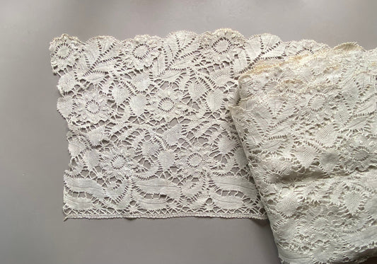 A 10.5 Meter Length of Antique Lace. French Origin. Hand Made. 34.5 cms wide.