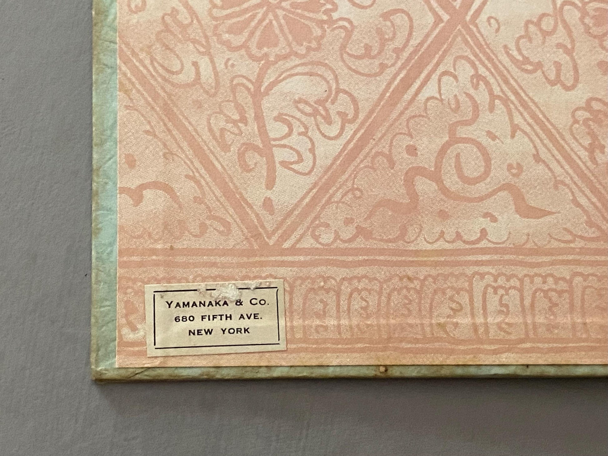 A Book Containing 60 Very Delicate Vintage Japanese Prints. Size: 21 x 15 cms.