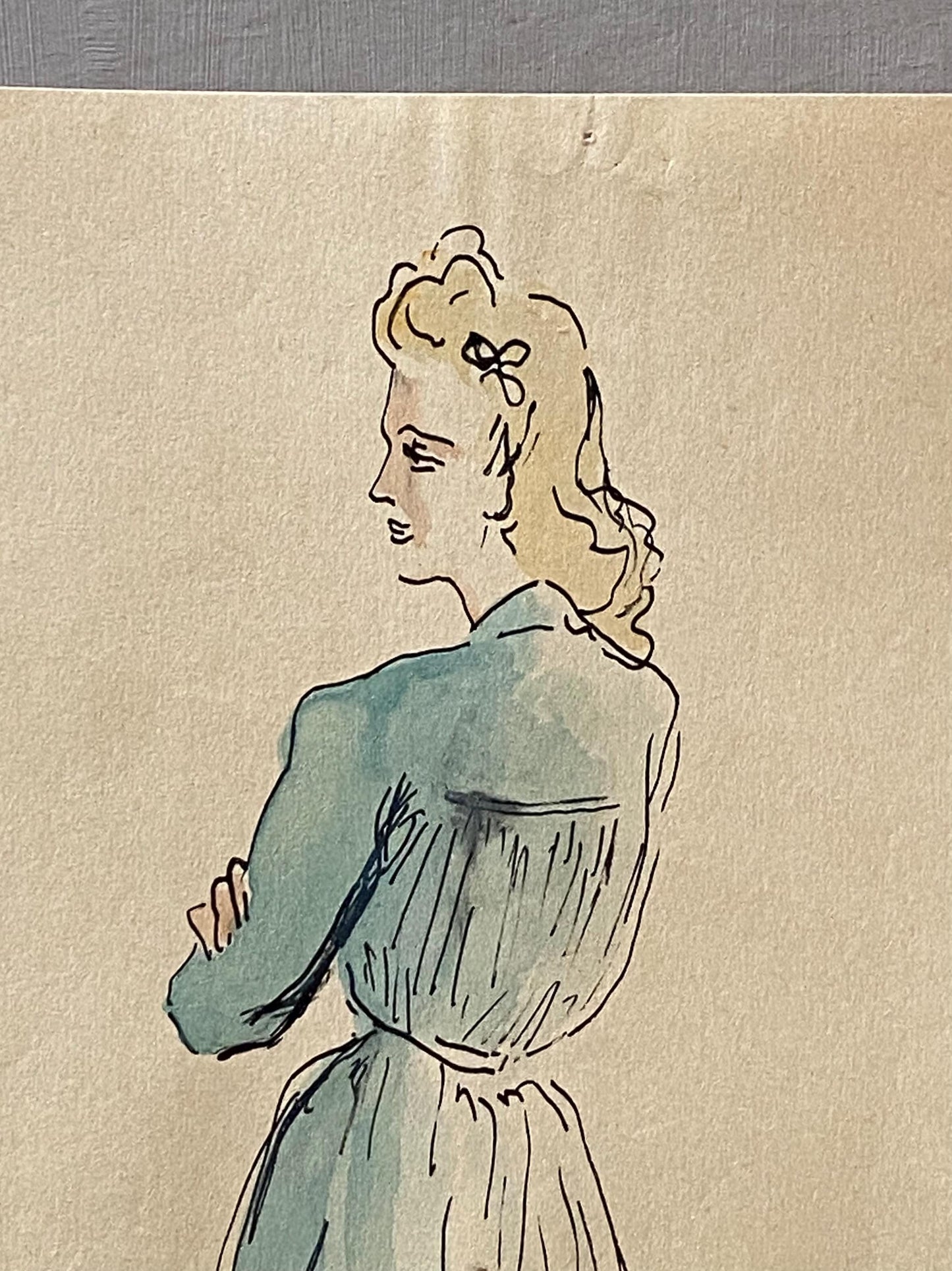 An Original Fashion Sketch, or Croquis, from Parisian Designer Yvette Micas. Hand Painted. 1940s. Signed. Size: 27 x 21 cms.