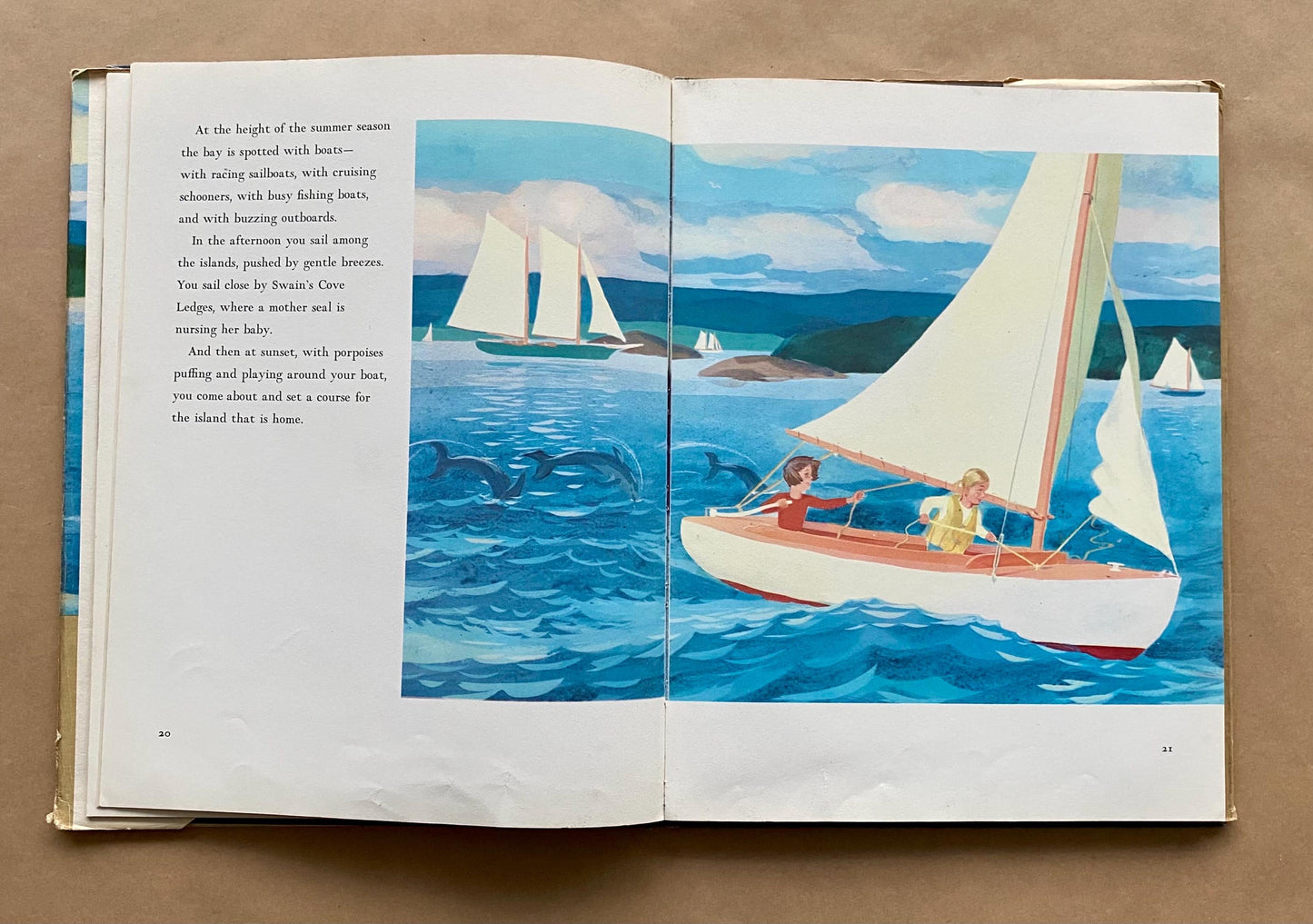 Time of Wonder. By Robert McCloskey. Published by The Viking Press in 1966. Size: 31 x 23.5 cms.