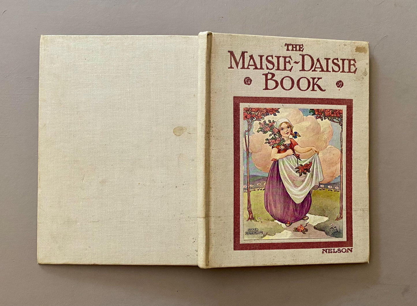 The Maisie Daisie Book. A Collection of Poems Illustrated by Anne Anderson. First Edition. 1912. Size: 23.3 x 18 cms.