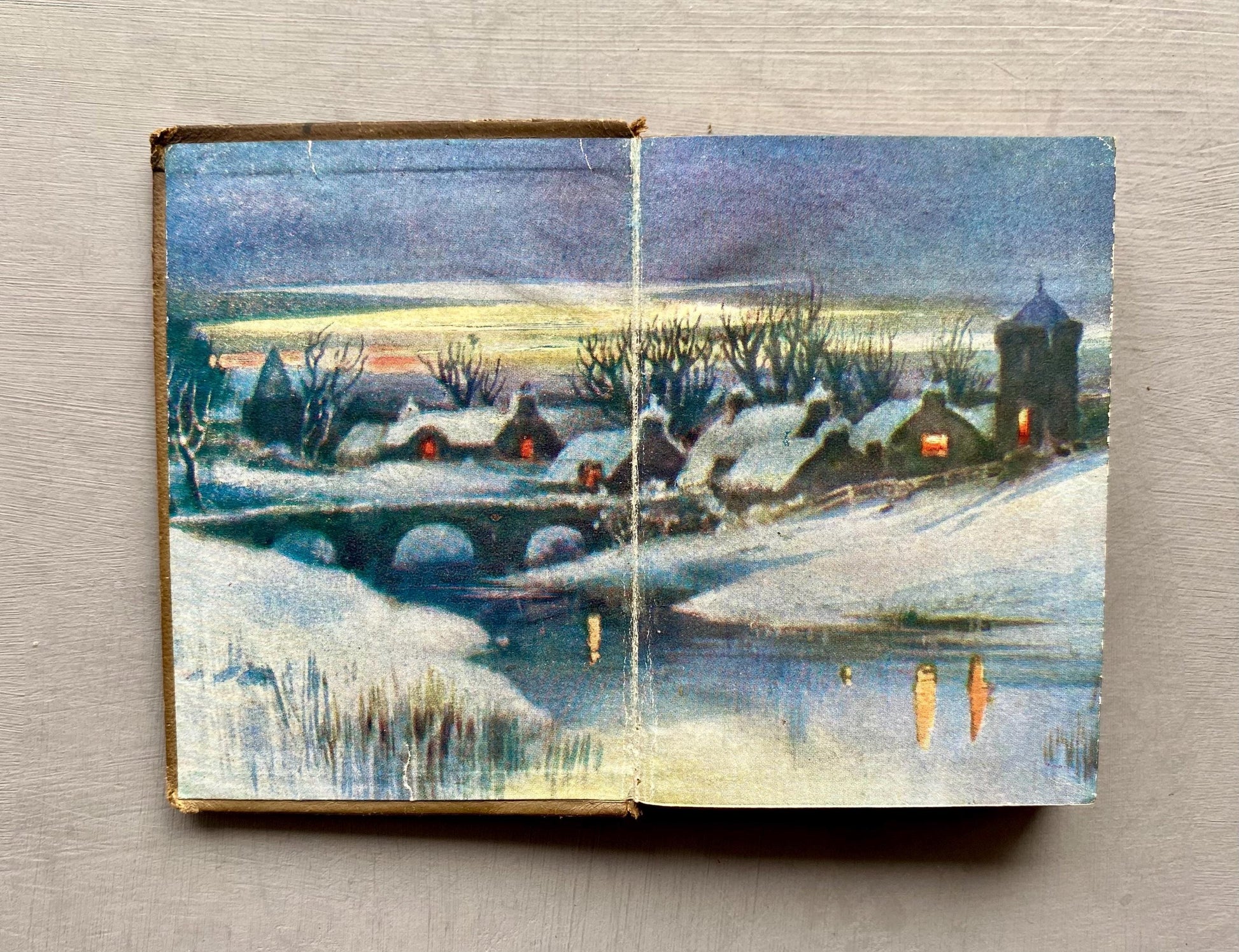 The Princess. A Medley. By Alfred Lord Tennyson. A Tiny Book Published by Collins Clear-Type Press